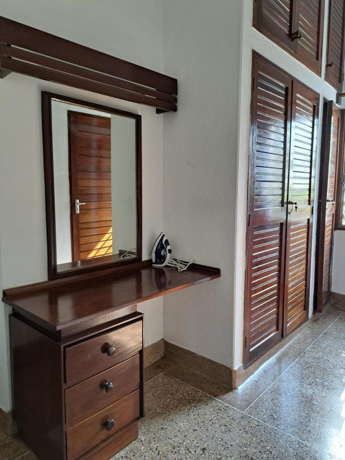 Halisi Stays 1Bed Near Sgr/Airport Mombasa Exterior foto