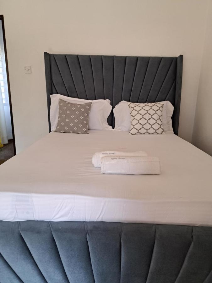 Halisi Stays 1Bed Near Sgr/Airport Mombasa Exterior foto